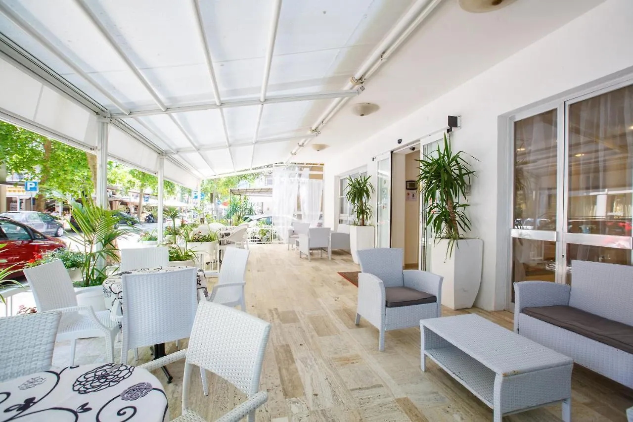 **  Noidue Hotel Rimini Itálie